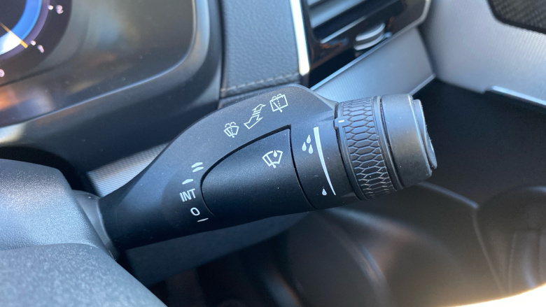 Volvo XC90 2.0 B5D [235] Plus Dark 5dr AWD Geartronic Diesel Estate